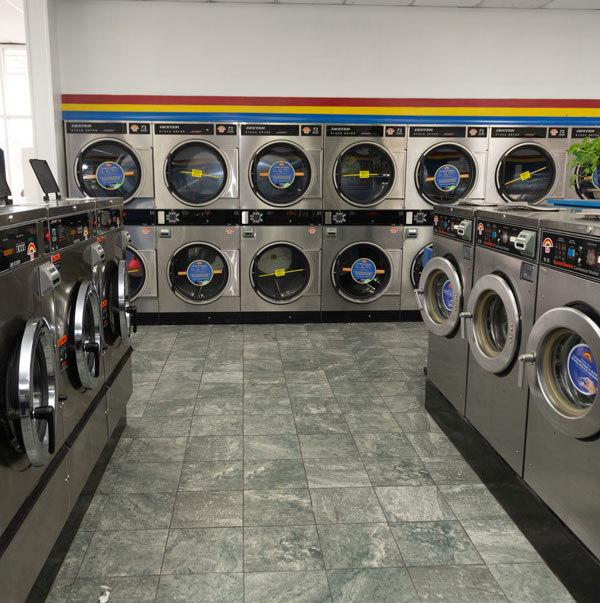 Soaps N Suds Washers and Dryers at Jefferson Ave
